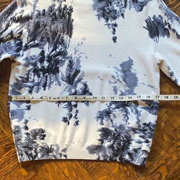 Desigual Gray & White Abstract Sweater - Size S - Picture 11 of 13